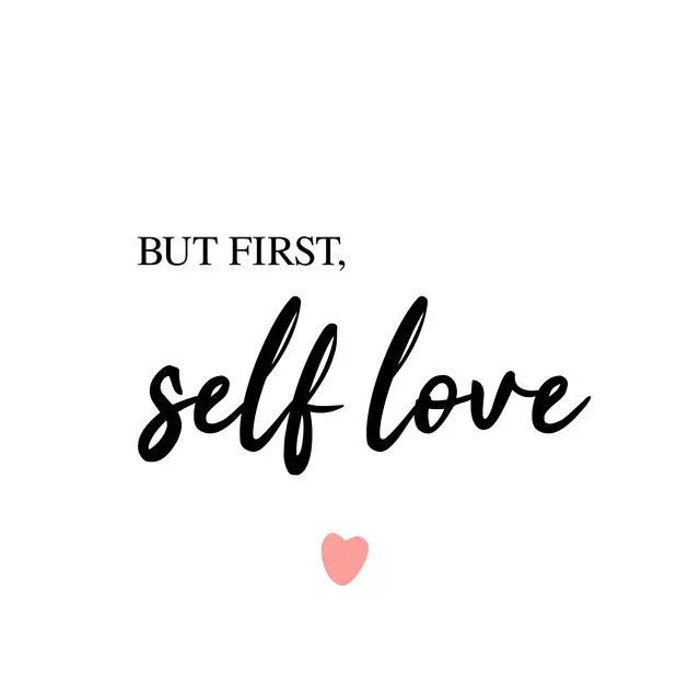 Kissen But first self love