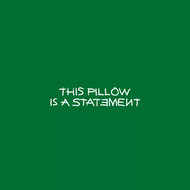 Kissen This Pillow Is Grasgrün