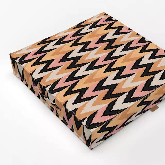Bodenkissen Zigzag Ikat Orange Rose