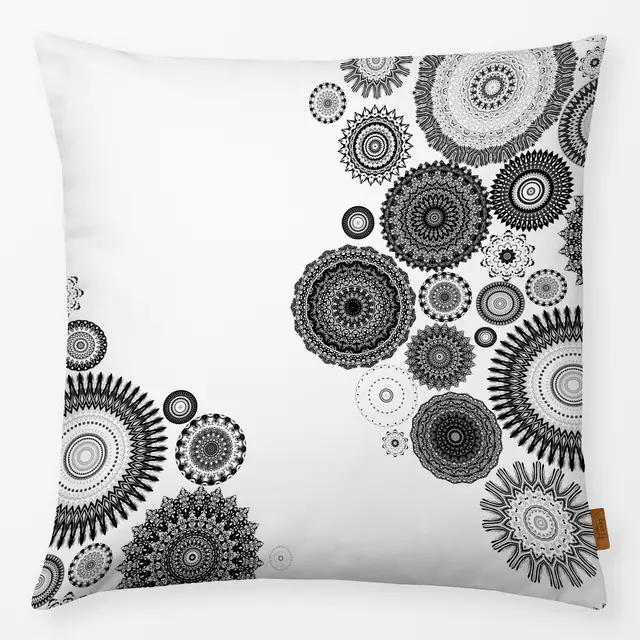 Kissen Black Mandala Festival Flow