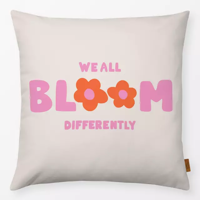 Kissen We all Bloom differently